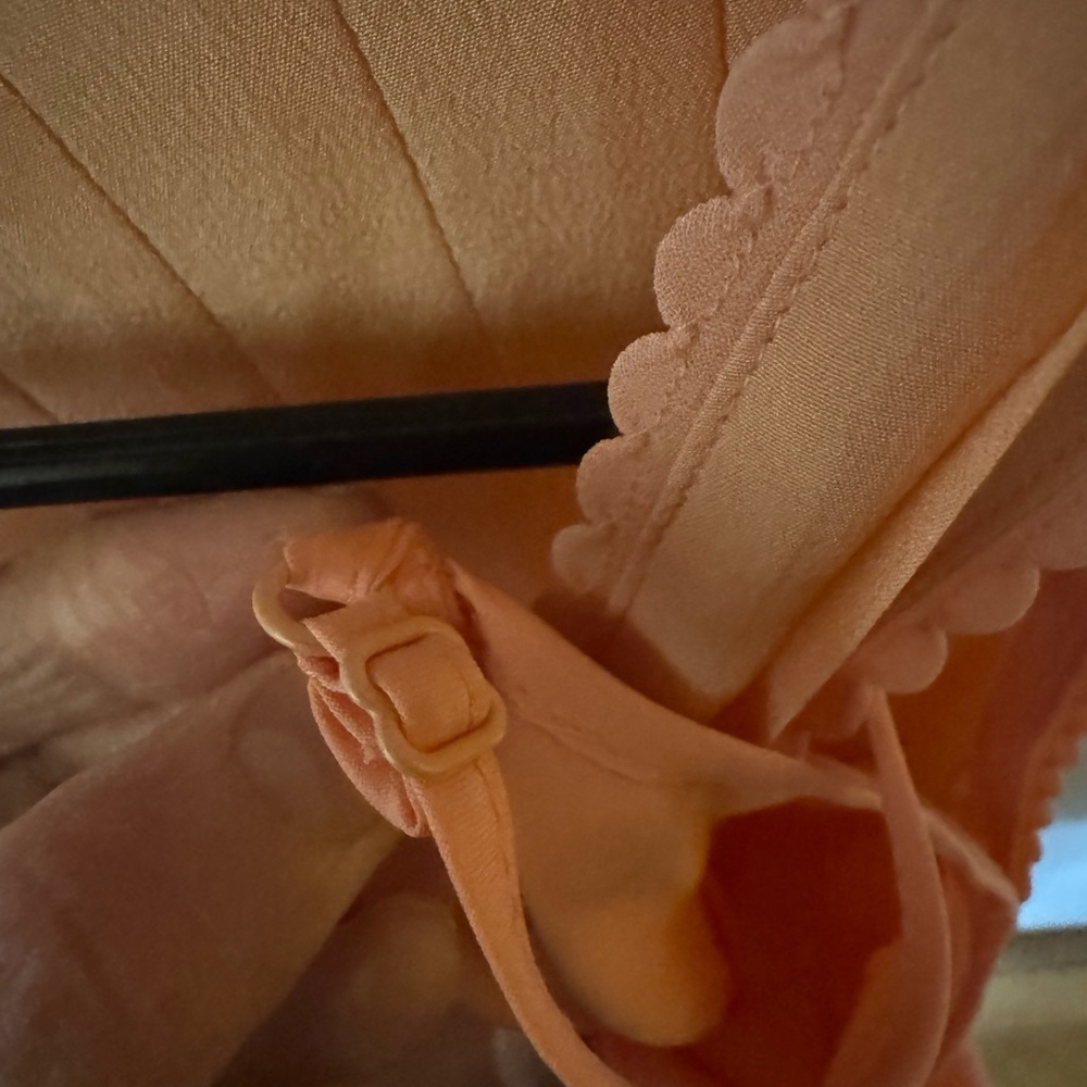 Club Monaco Pleated Peach Sleeveless Dress - Picture 10 of 11